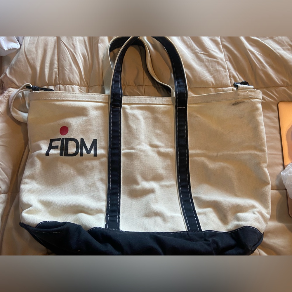 Large FIDM bag.